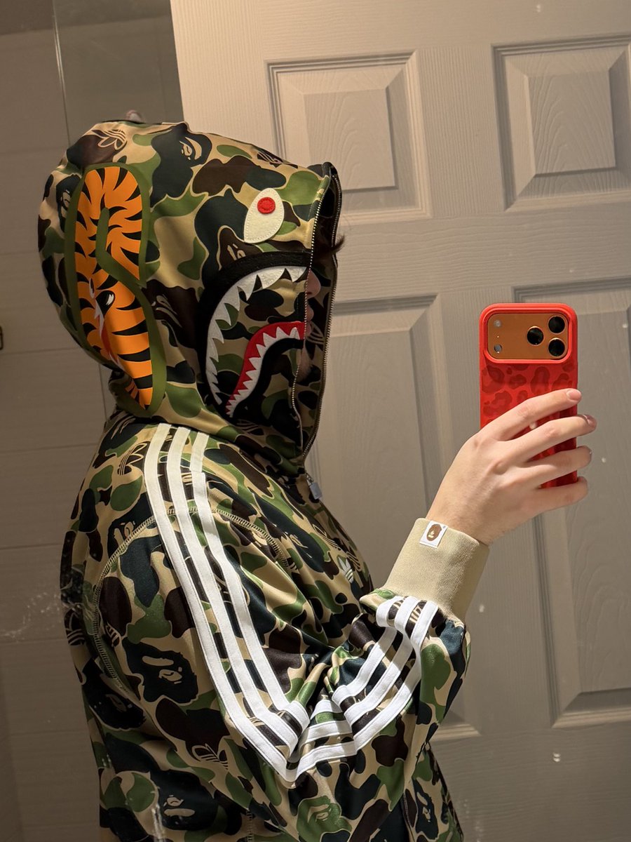 Bora Bora tweet media