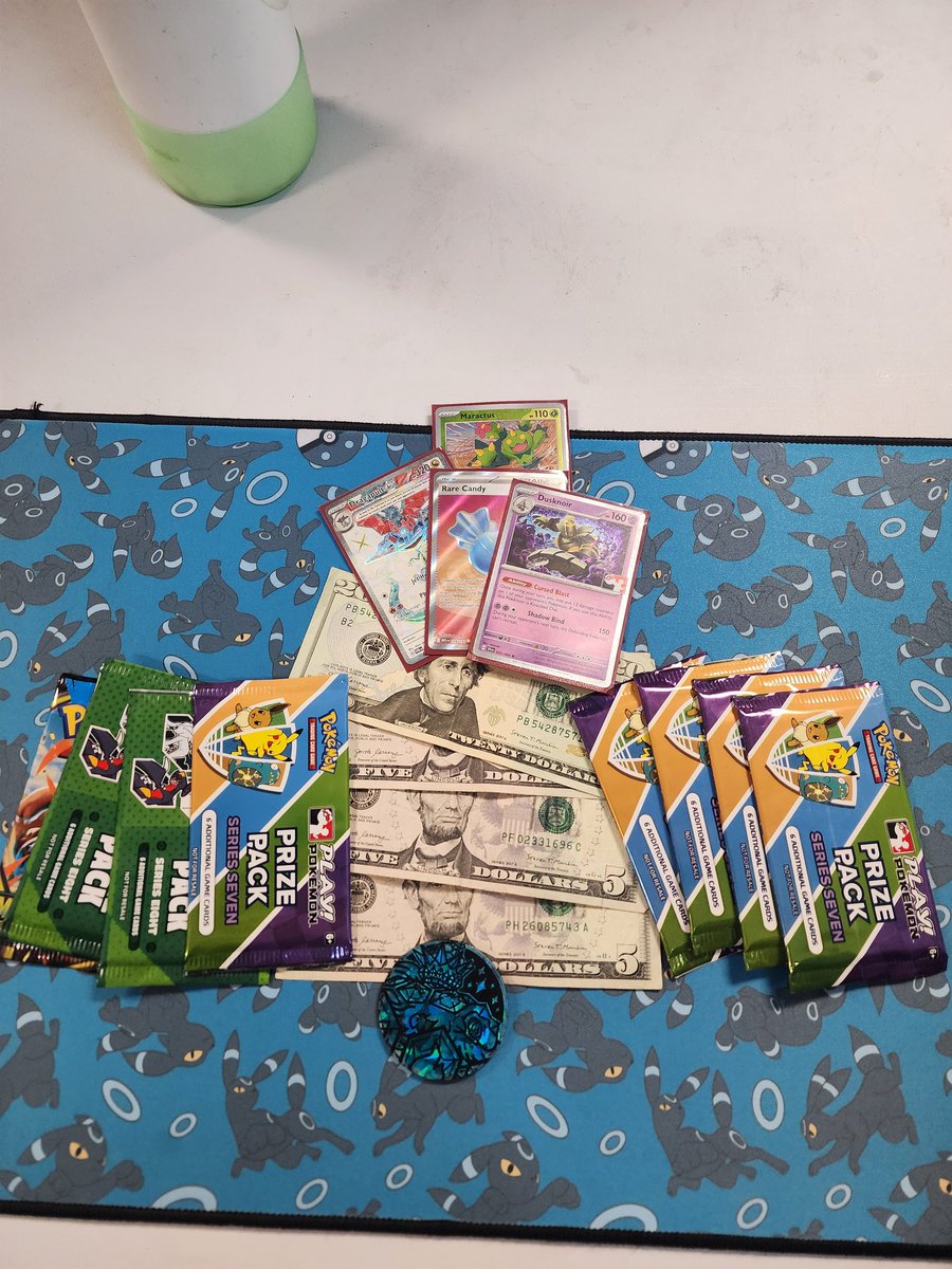 MoonKittyShira tweet media