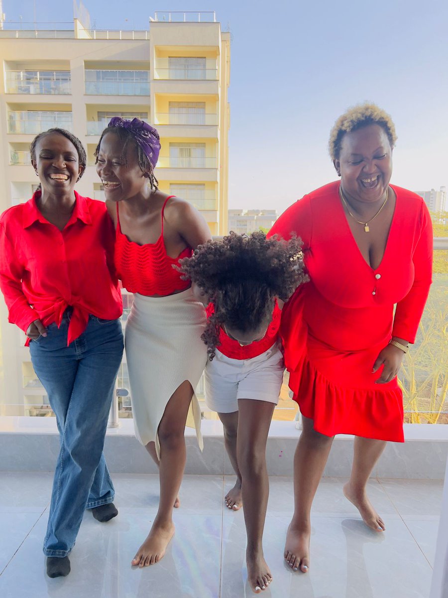 Healingheartske's tweet image. Dressed in red, standing in love. ❤️

Today, we celebrate Valentine’s as a reminder of the love we hold for each other, the community we serve, and the work we are deeply committed to.

Love in service. Love in action. Always.
#ValentinesDay #LoveInAction #HealingHeartsCBO