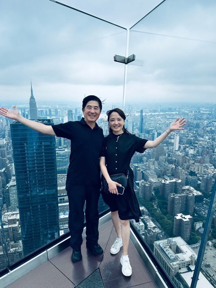 chiyi0's tweet photo. 西洋情人節快樂，
願天下有情人終成眷屬 https://t.co/LGKMyCwXhV