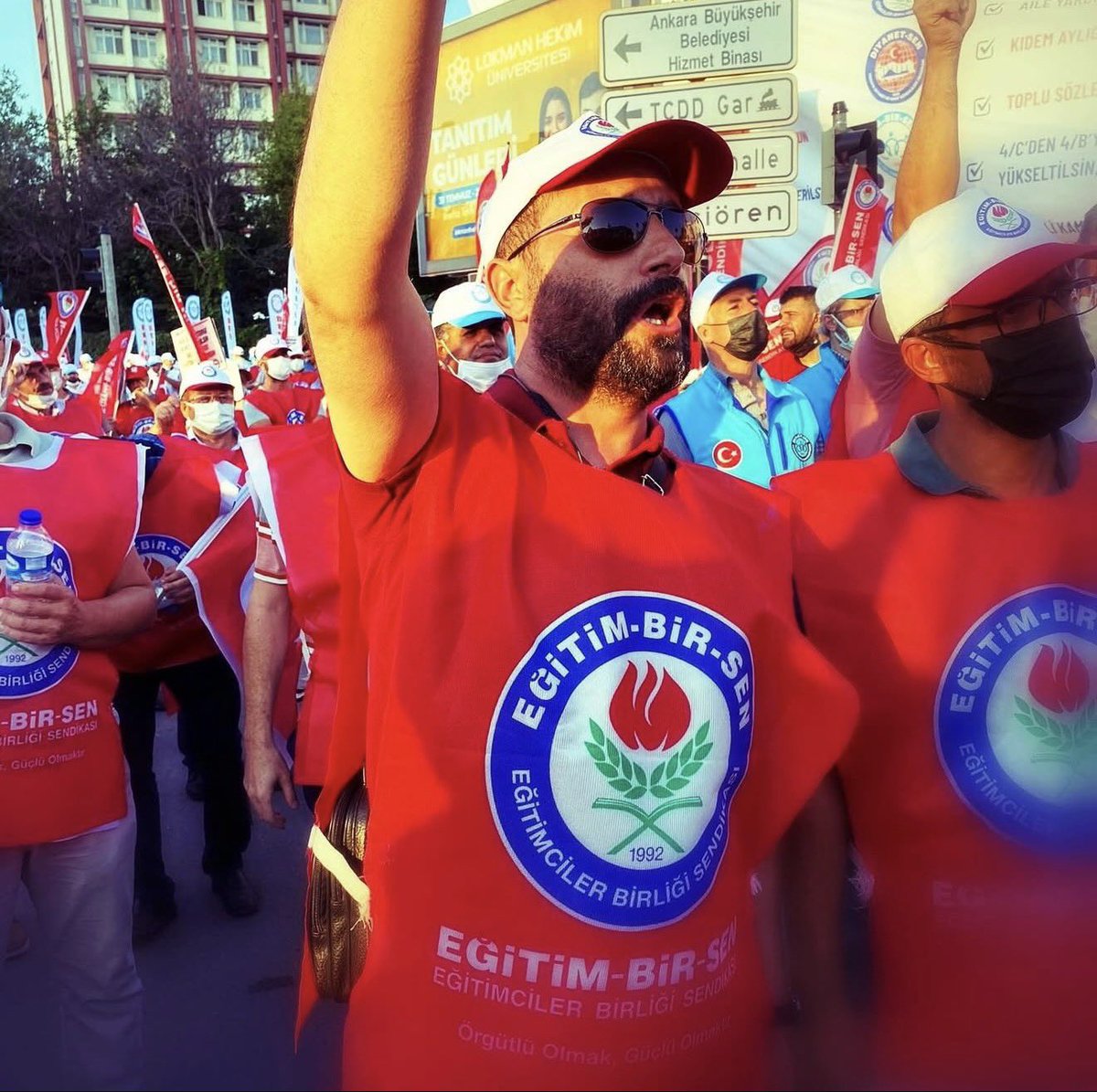“Biz gelecek günlerin, kalıcı iş ve eylemlerin sendikasıyız.” 
[Mehmet Akif İnan]

 #EğitimBirSen34Yaşında kutlu olsun.