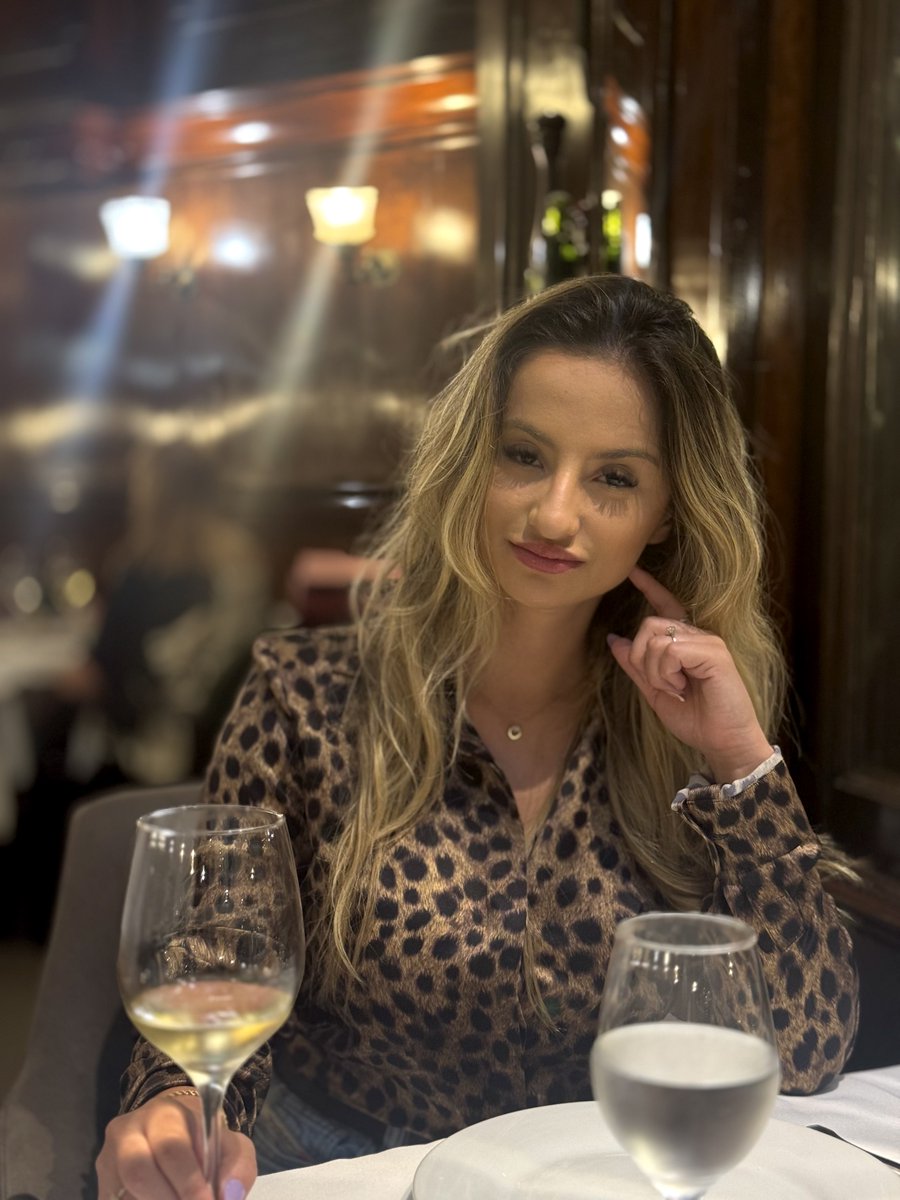 Jana 👑 tweet media