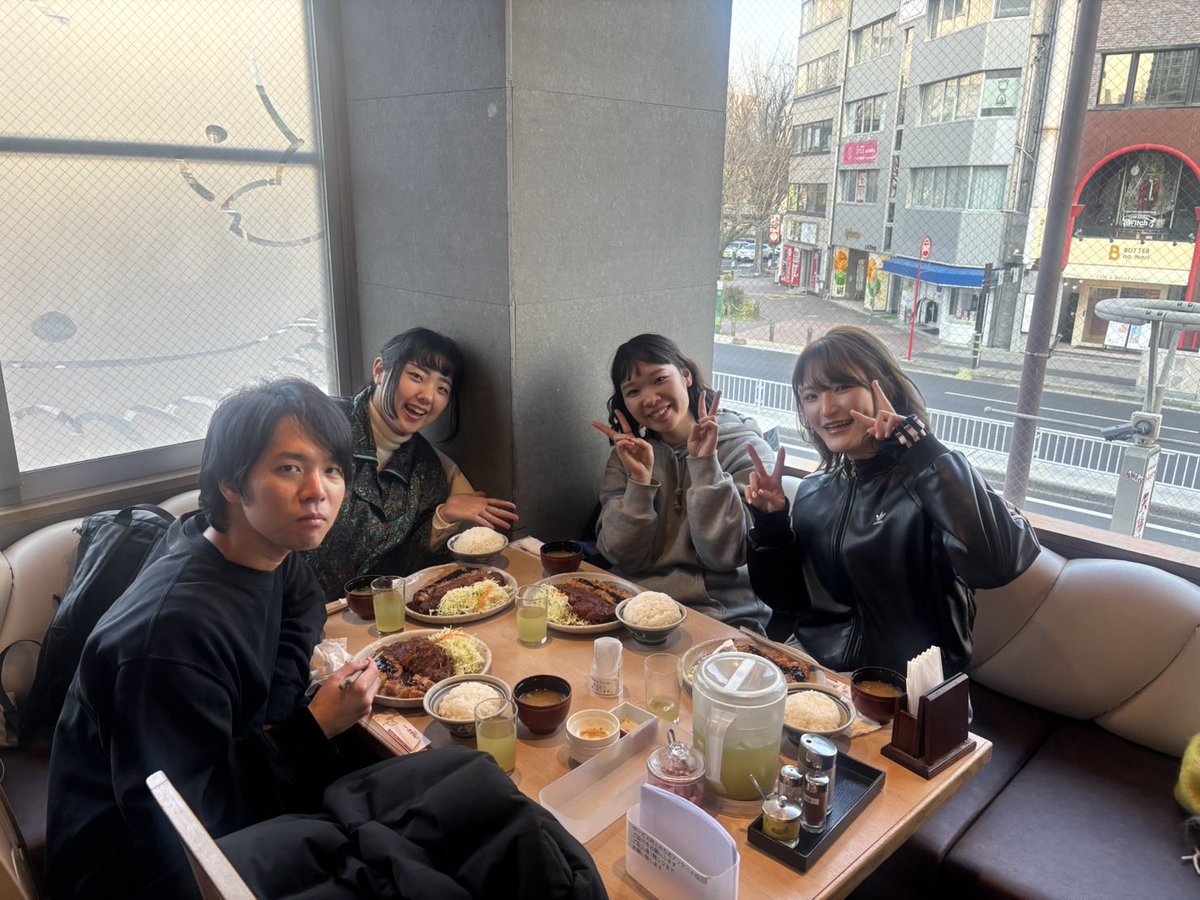 非行少女 @栄MUJICA

主催のさくらさん(<a href="/morizou_uncrush/">さくら Uncrush</a> )
お誘いいただきありがとうございます！
また一緒にイベントやりましょい

次回はネイビーフロアさん、デイジバーさんです。それぞれよろしくお願いいたします。

写真はイベント前の観光ガニズです

2026.2.12