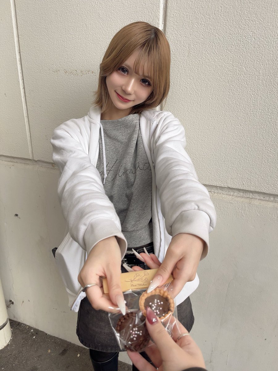 yupperi_mg's tweet photo. ハッピーバレンタイン🍫
って事で…
去年に続き今年もぺりチョコもらいました🥰
本命だってー！！笑
ありがとう☺️ https://t.co/PiBsCy9wCh