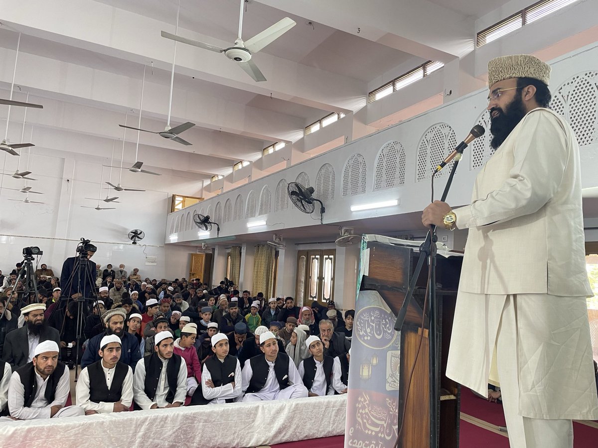 JMuhammadia's tweet photo. مظفرآباد ؛ مرکز اہل حدیث جامعہ محمدیہ کی 72ویں سالانہ تقریب تکمیل حفظ القرآن و تقسیم اسناد کے موقع پرمنعقدہ دعوت قرآن و حدیث کانفرنس سے مولانا ڈاکٹر علی محمد ابو تراب، مولانا سید عتیق الرحمن شاہ محمدی، مولانا قاری شفیق الرحمن علوی، مولانا محمد صدیق صدیقی خطاب کر رہے ہیں۔ https://t.co/ohoOBdRiMQ