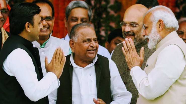 ब्राह्मणों की हत्या सर्वोच्च स्तर पर योगी ने करवाई उत्तर प्रदेश में
गौ वंश की हत्या करवा कर उसपर जीडीपी बनाने वाला भी योगी है
अधर्मी आंबेडकर के आगे झुक कर नतमस्तक होने वाला योगी है
नकली पाखंडियों को शंकराचार्य उपाधि देने वाला भी योगी ही है
ये योगी नहीं monorogi कालनेमी oggy है।