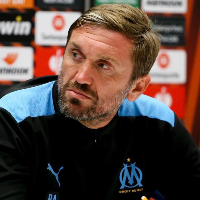 OMAustralie's tweet photo. Toute confiance en toi, Pancho, un fidèle et un amoureux du club, dans l’ombre mais toujours là pour représenter et aider notre club quand il faut. Rendez-vous à 3hr du mat demain on sera là. Focus sur la fin de saison. Allez L’OM 🙏 #teamOM #teamOMOZ 🇦🇺💪 https://t.co/p7yTubuD8V