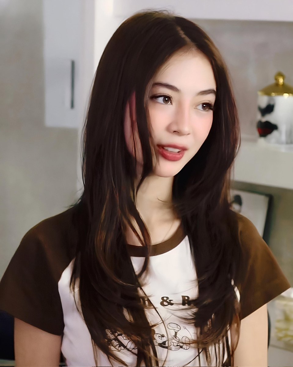 evy_tmyng's tweet image. 🤎🦋

#SofiaSmith #FyangSmith