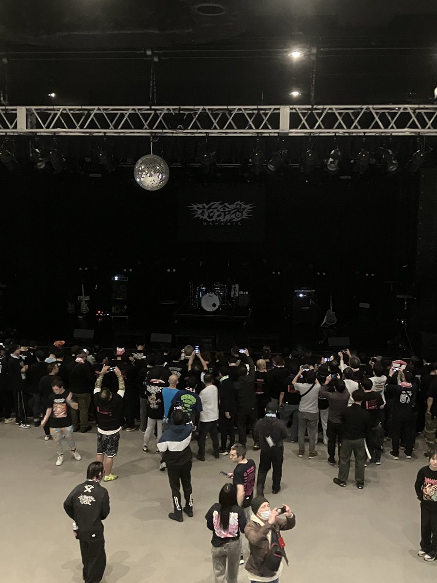 FunSummersonic's tweet photo. 今日は日和って大人観 https://t.co/c8hgRGq1jl