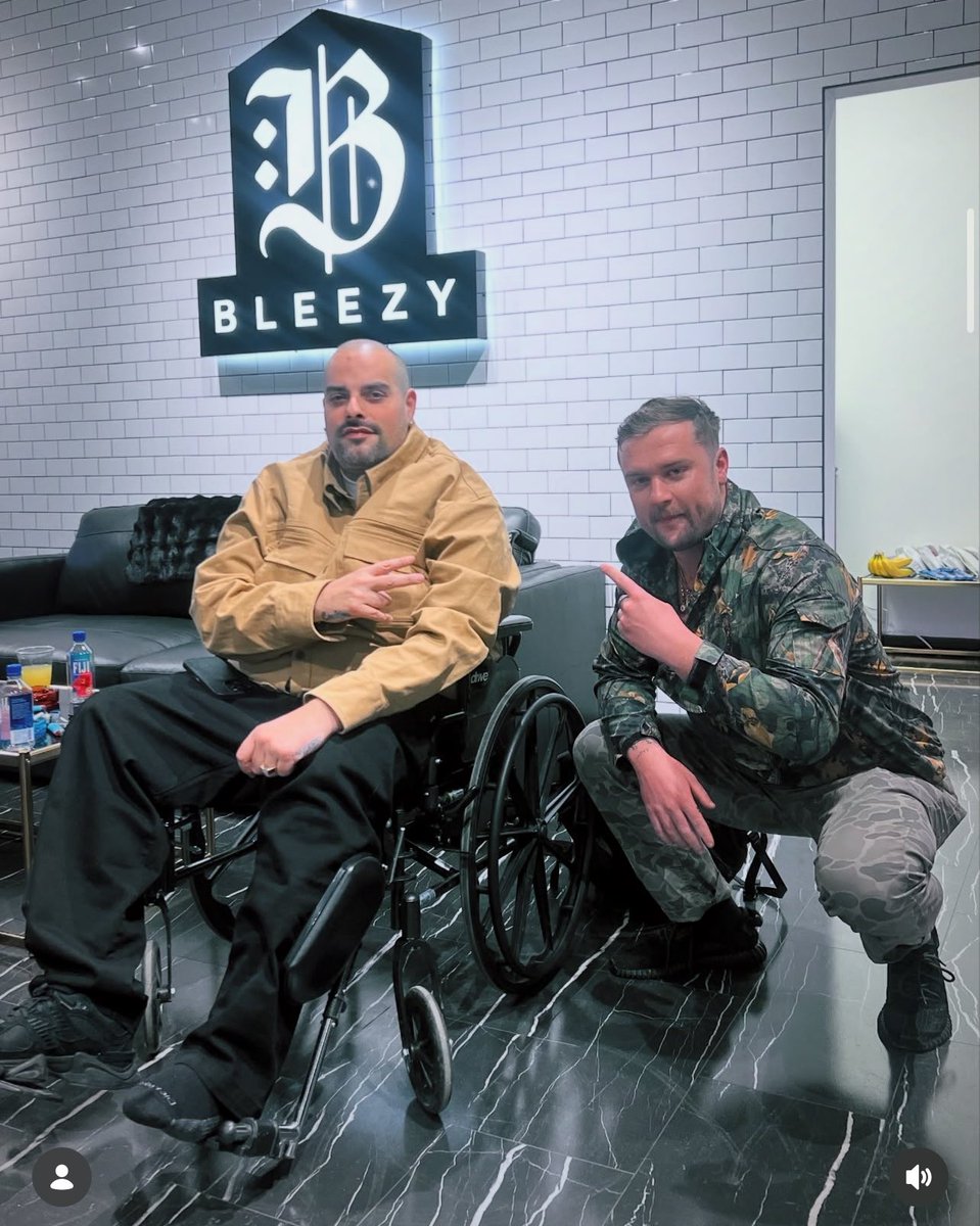 LMCxLUC's tweet photo. Good to see my dawg @berner415 🤞 in Kansas City 🔥 https://t.co/rMD3qhkduO