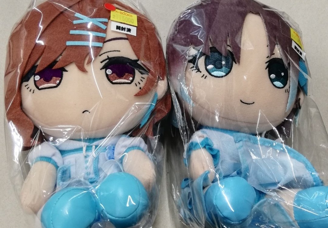 入荷情報】 シャニマス/Giftぬいぐるみ #浅倉透 #樋口円香 各¥15,000