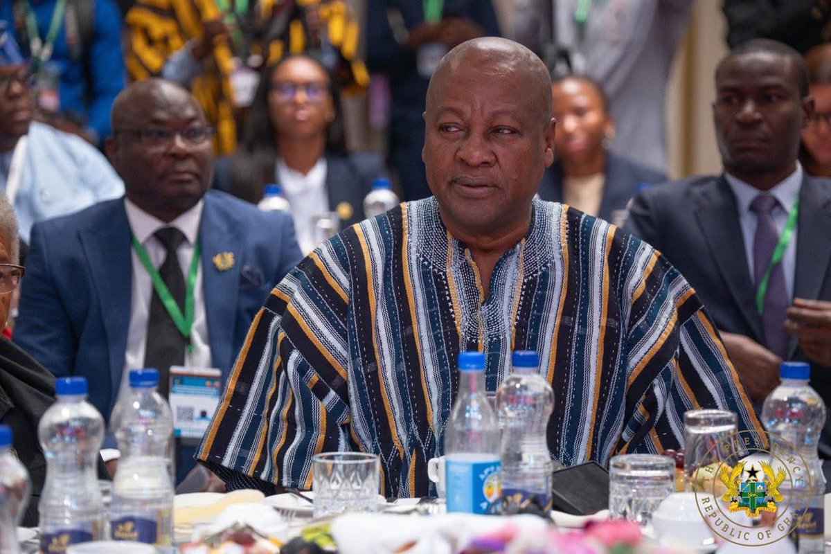 GhanaPresidency's tweet photo. #AccraReset
#AddisReckoning https://t.co/nag1KTre0J
