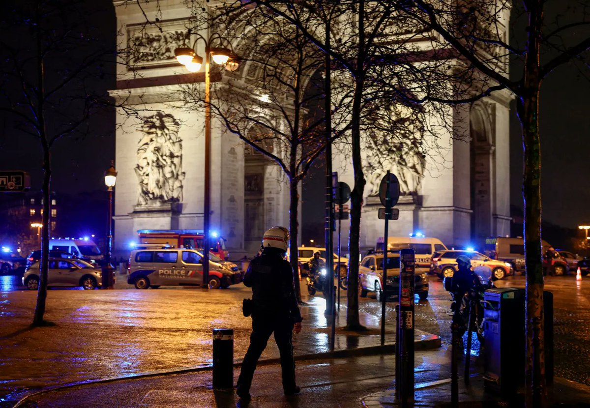 🇫🇷 The knifeman shot by cops at the Arc de Triomphe in Paris has died.

Brahim Bahrir, 48, an ISIS-linked extremist, was shot three times after attempting to stab a police officer at the Tomb of the Unknown Soldier on Friday evening.

He had been released from prison just two