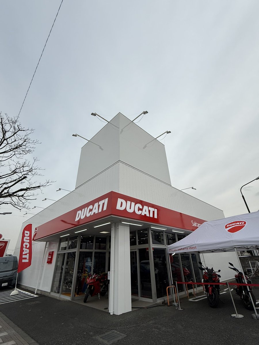 huewakas's tweet photo. 契約しましたー

https://t.co/gcVKiJos3K

#Ducati #Formula73 https://t.co/7DBfp4sbRo