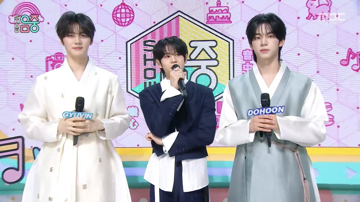 머리 사이즈 하
이 사이에 낄 바에 걍 죽을꺼