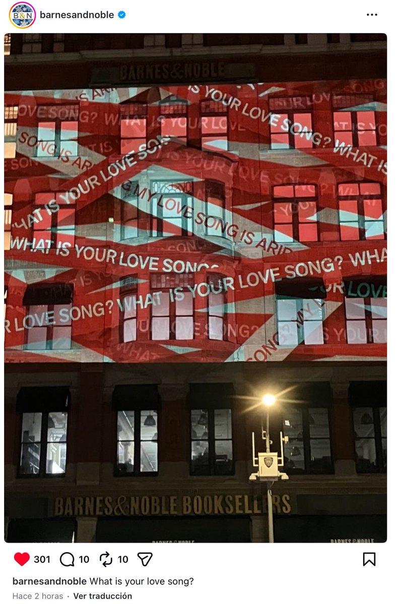 Barnes &amp; Noble Booksellers via IG Post 👀👀👀

“What is your love song?”

instagram.com/p/DUug_42De_8/…
#whatisyourlovesong #BTS