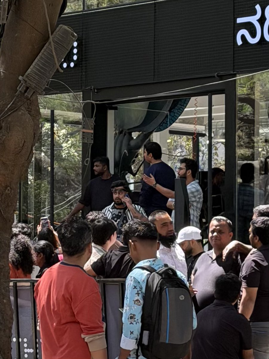 System Settings tweet media