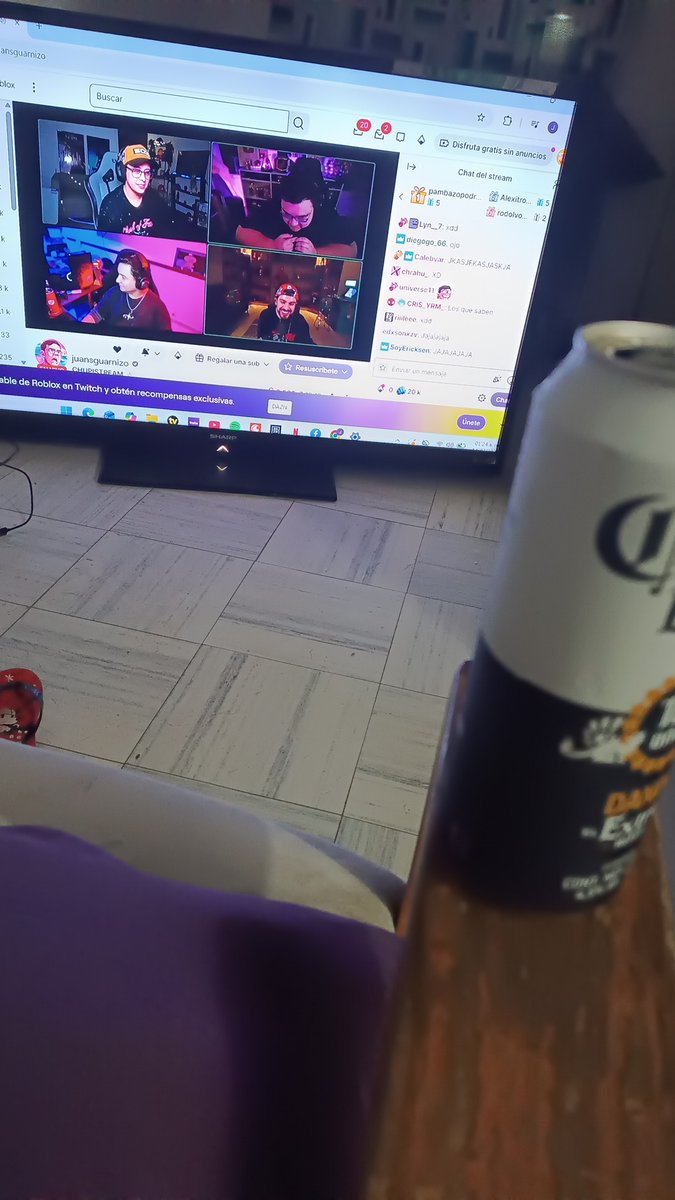 LizzyFreys's tweet photo. Aquí acompañándolos xd @dedreviil @JuanSGuarnizo https://t.co/dtB1e7dNZG