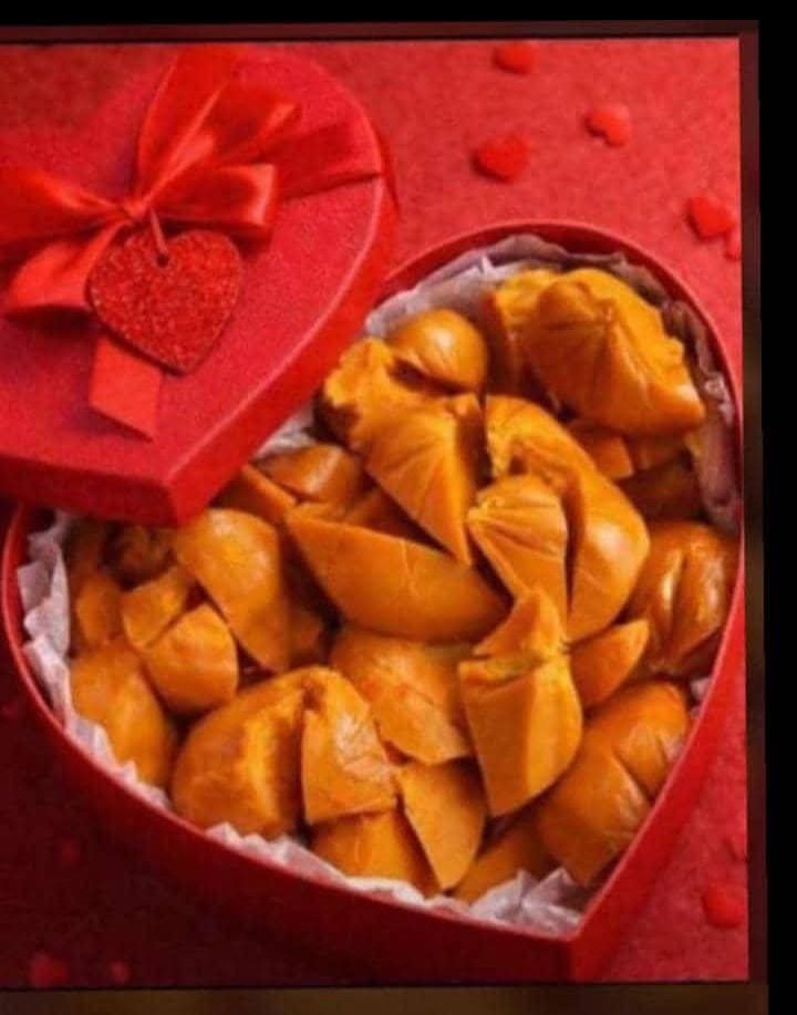 _StudentRad's tweet image. Will you be my VAL?
Talk now before i buy chill Fanta😤