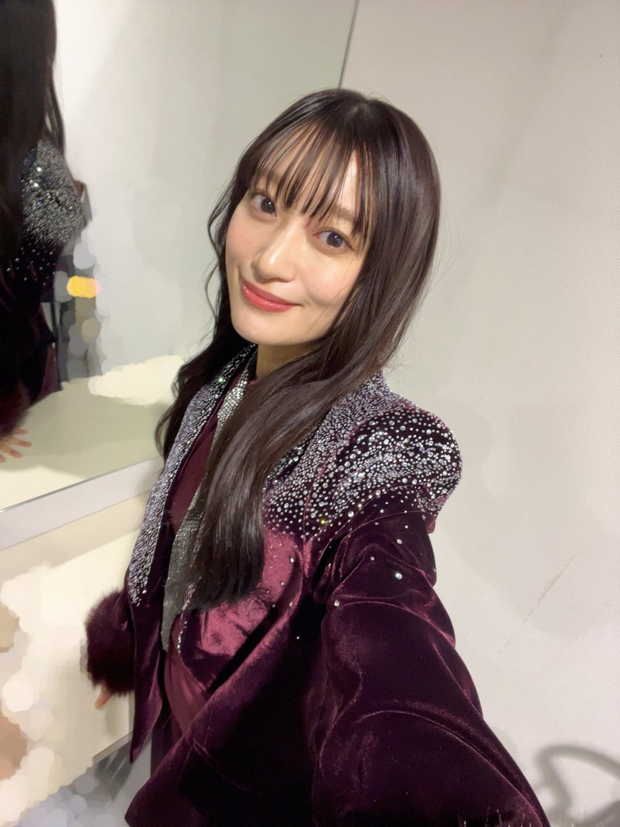 タワーレコード仙台パルコ店にて
リリイベでございました！！！
東北はやはり寒いね〜⛄️
わたしはこの感じが懐かしくて大好き💗
遠くから仙台に遊びにきてくれた
みんなもありがとうございました！
仙台、そして東北。
とっても空気が美味しくて
素敵な場所だからぜひ堪能していって🥹