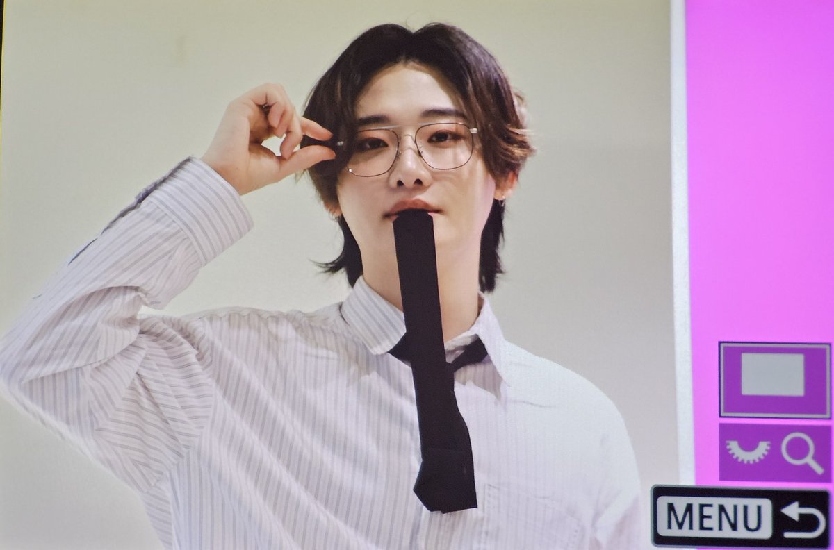 260214
1부

#온리원오브 #onlyoneof #yoojung #유정 #이태엽