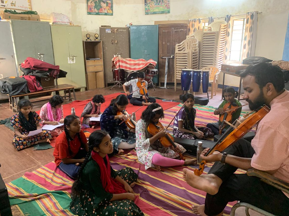 JawaharMedak's tweet photo. Dance and music classes
Conducted at PM SHRI JNV Medak #jnv #nvs #NVS_HQ #nvsrohyd # ArtAndCulture https://t.co/PN3ojzn77H