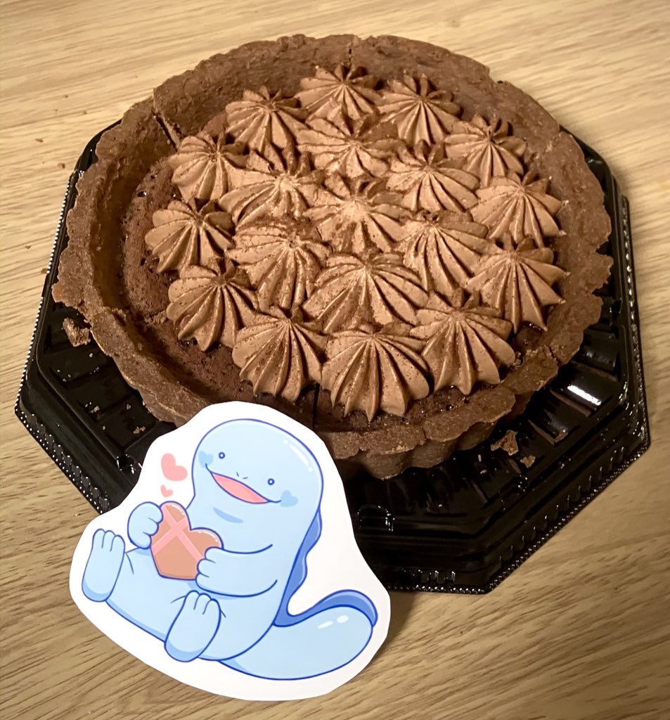 市販のやつ旦那さんにあげてきた(ヌオーちゃんステッカーつき)⊂((・x・))⊃