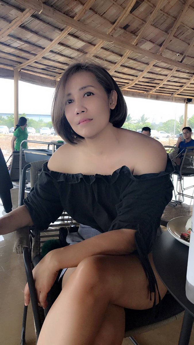 หมอวิ รับนวดอิสสร
พิกัด อ้อมน้อย อ้อมใหญ่ สามพราน สาย4-5 บรม
ศาลายา และบรีเวณใกล้เคียง มีห้องส่วนตัว
# นวดไทย
#นวดน้ํามัน
#นวดรีดเส้น
#นวดผ่อนคลาย
ไอดีไล 8107a