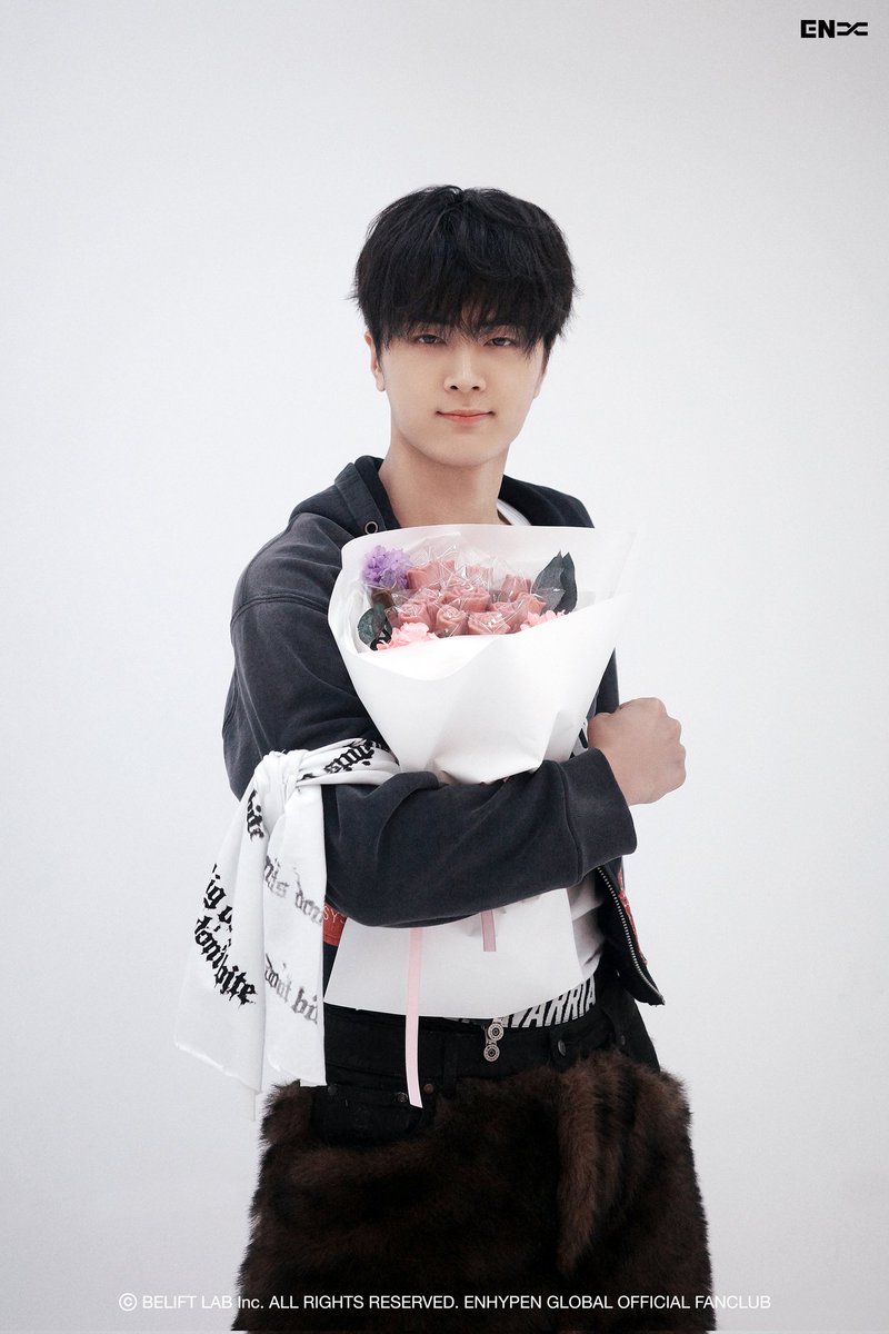 enhypenweverse's tweet image. (3/7)

@ENHYPEN_members @ENHYPEN #ENHYPEN #엔하이픈 #JAY #제이