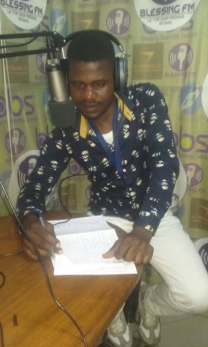dieudonnmango's tweet photo. “La Journée de la radio me rappelle les beaux souvenirs d’une époque où la radio était le premier pont entre les communautés. Nous avons contribué à l’émergence de cette ère, à porter la voix, à informer, à sensibiliser. Car l’information est sacrée : elle éclaire, elle protège.” https://t.co/Vx82EQxllD