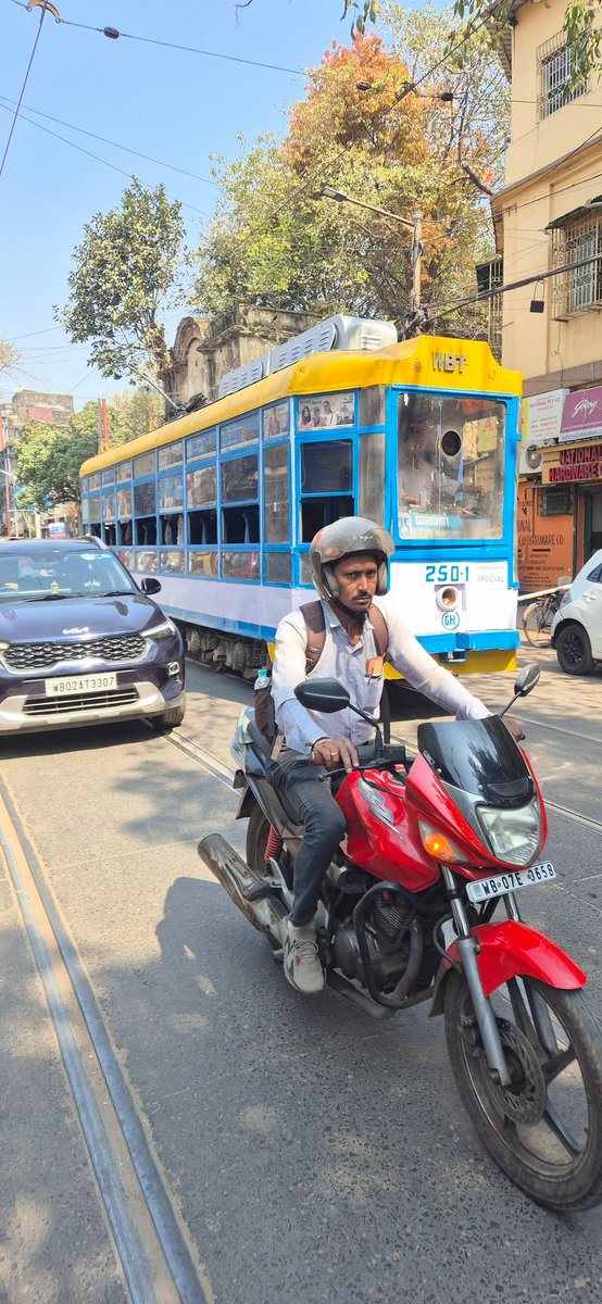 Kevin Adams tweet media