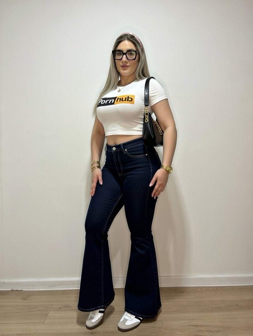 Itskiarafoxy's tweet photo. Hazemos un juego?🥵
Si esta publicacion llega a 50 RT, organizo un bukake de forma gratuita😳 https://t.co/WavwurILrj