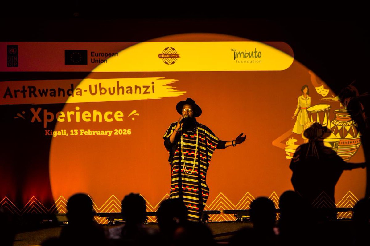 intoretuyisenge's tweet photo. When @ubuhanziRw  started in 2018, it began with a simple belief, that art should not be just a passion, it is work. Like REAL work. 
With the three cohorts, this programme has walked alongside hundreds of artists, musicians, designers, filmmakers, writers, performers, https://t.co/wHGtEdBLqQ