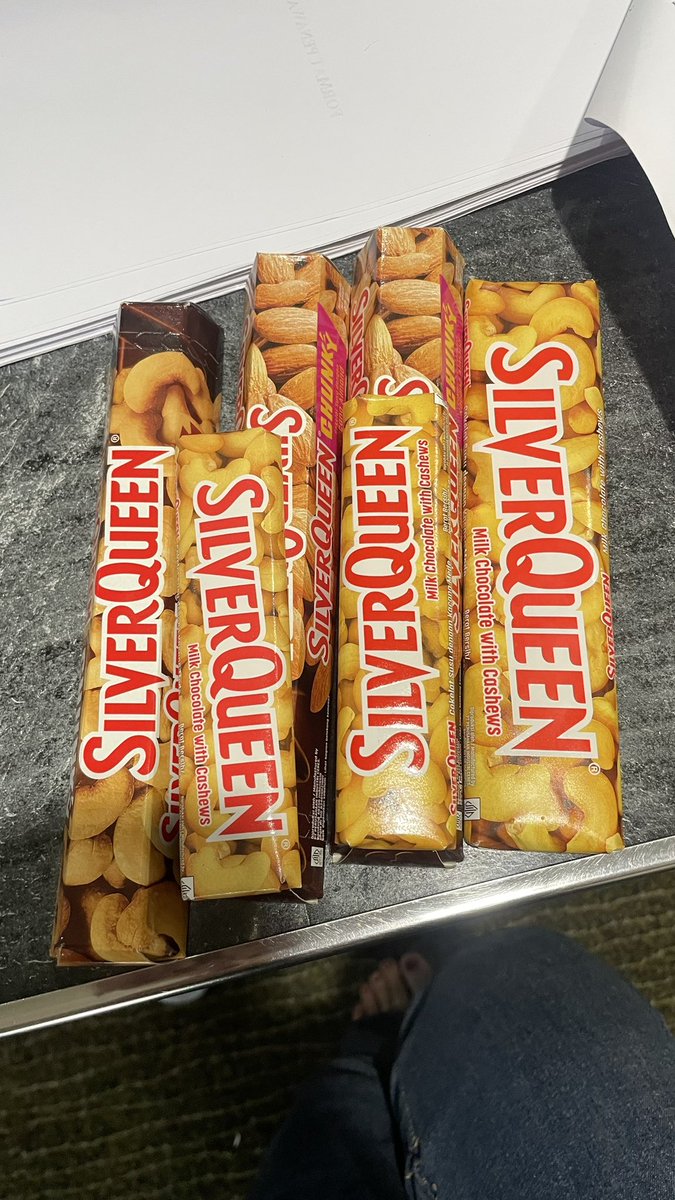 beberapa minggu ini udah makan silverqueen hampir 15x 😌🙏🏻