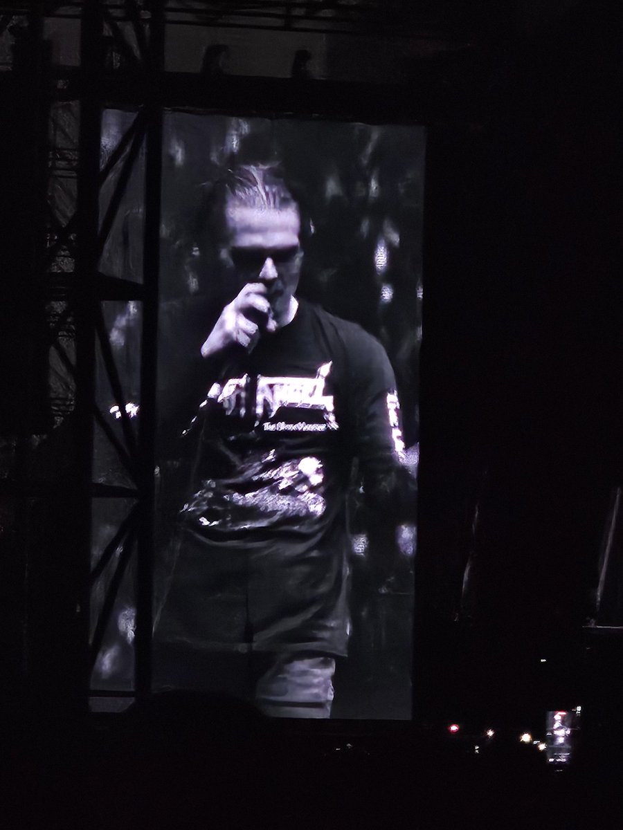 Cuando Gerard Way salió con su playera de Death Angel sentí cosas de mujer 🫦🫦