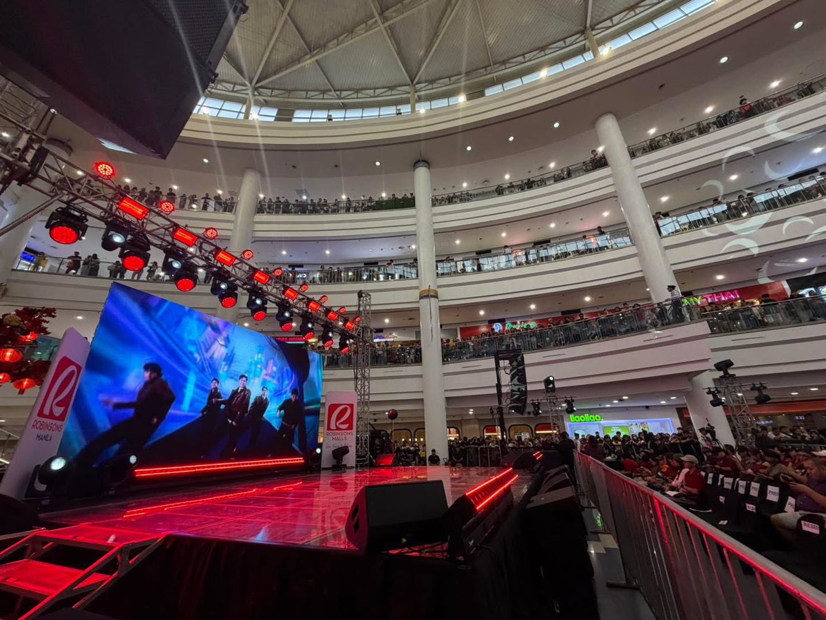 polarisabscbn's tweet photo. Blooms and Arrows, are you ready for an extra kilig Valentine’s date with #BINI and #WRIVE? 💕

Join us now here at Robinsons Manila for BINI’s Valentine’s Kiligan Fest! Let’s celebrate love, music, and kilig vibes! 💘✨

WRIVE SERENADES BINIKiliganFest
#BINI #BINI_KiliganFest https://t.co/lsOSnXpgf2