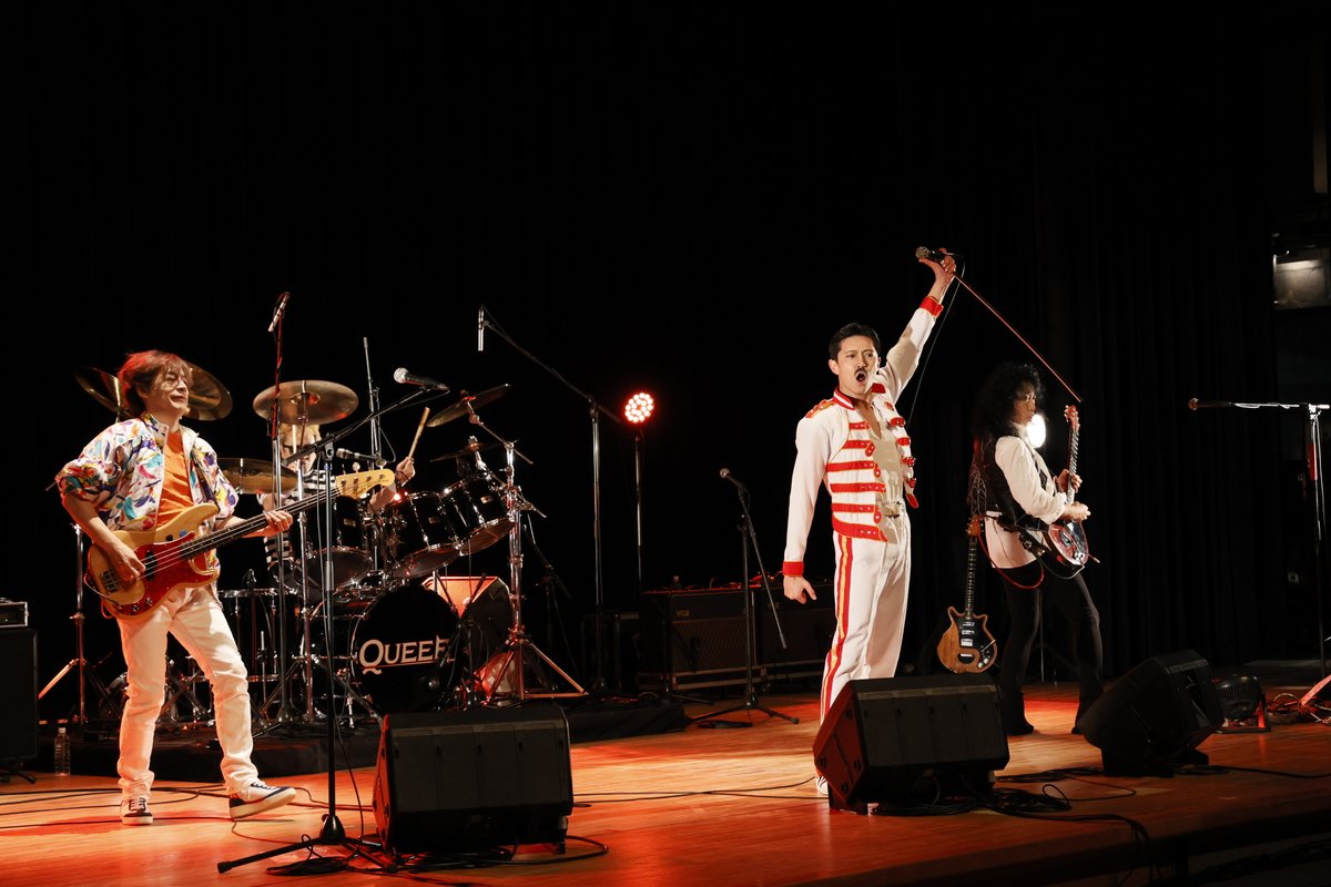 OrganKenminhall's tweet photo. 【公演終了】
#神奈川県民ホールpresents
#KANAGAWAロックサーキット 
[QUEEN MEMORIES ＜トーク&amp;ライブ＞
St.Valentine’s Day ロッキュー・スペシャル]
MC: #スベリィ・マーキュリー
#大井町生涯学習センター

#QUEEN の魅力を十分に堪能できましたね🥰
多くのご来場誠にありがとうございました🤗 https://t.co/Oe7EbKBJ9K