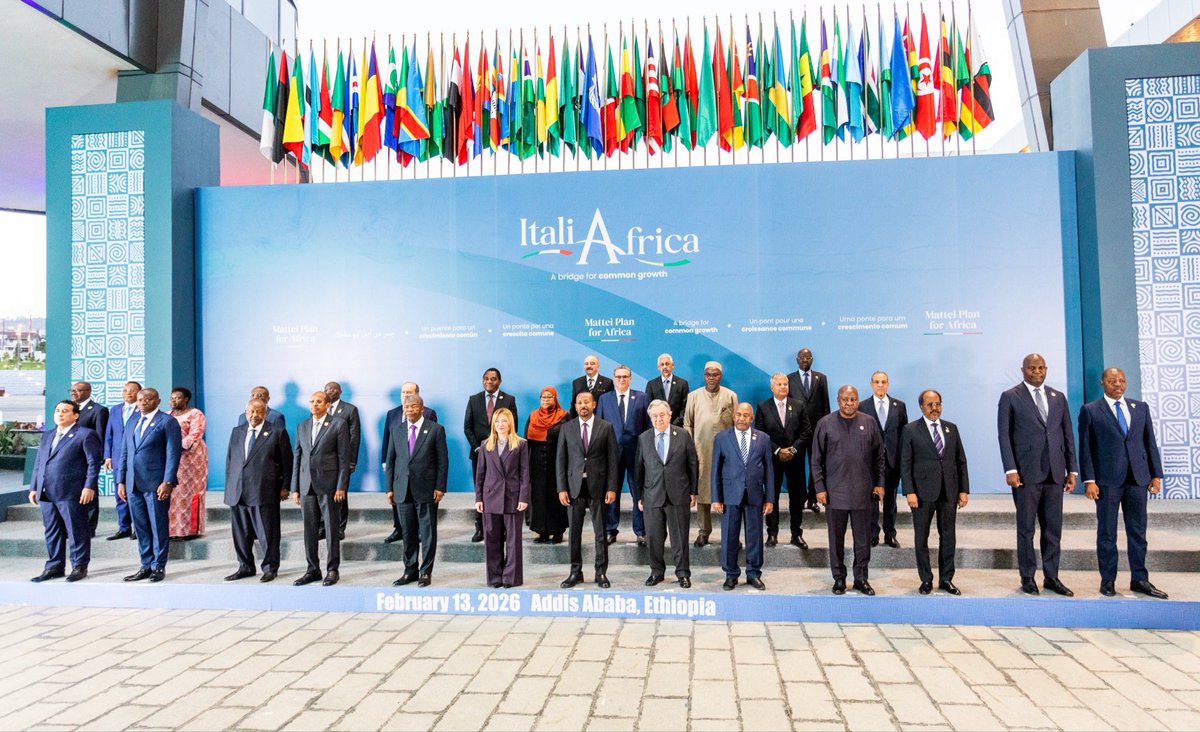 No âmbito da 39.ª Sessão da União Africana, participámos na Cimeira Itália-África, em Addis Abeba, reforçando parcerias estratégicas para o desenvolvimento sustentável, o investimento e a cooperação entre os nossos povos. 

#UniãoAfricana
#UA39
#ItaliaAfrica
#VamosTrabalhar 🇲🇿