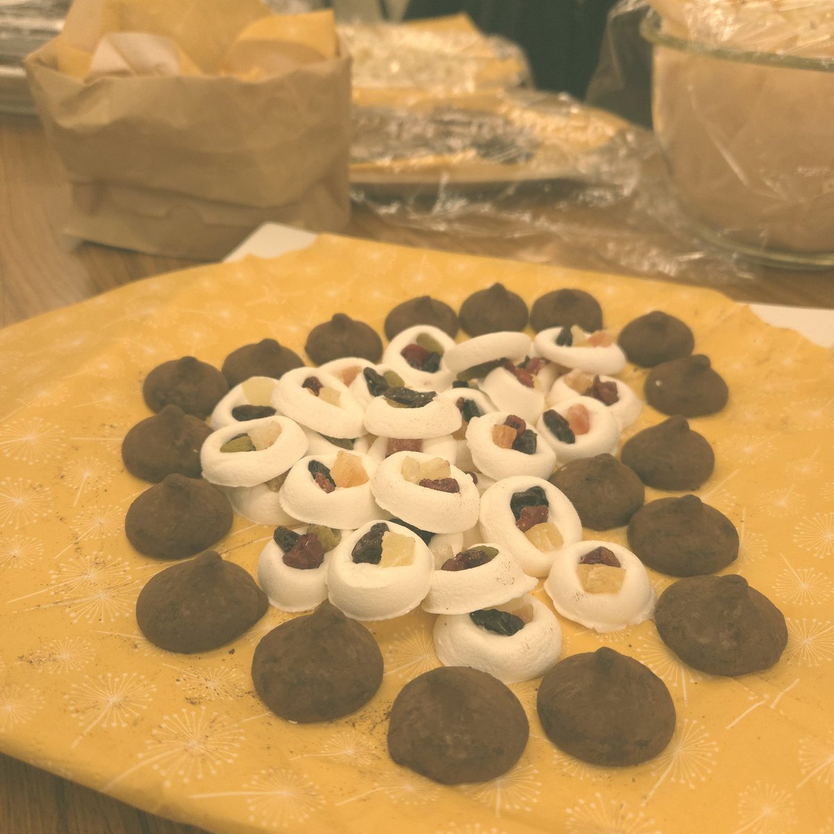 合奏ではバッハの「主よ人の望みの喜びよ」を演奏してくれました！
合唱で使った楽譜も、ひとつひとつデザインが違っててかわいい〜🥰🥰