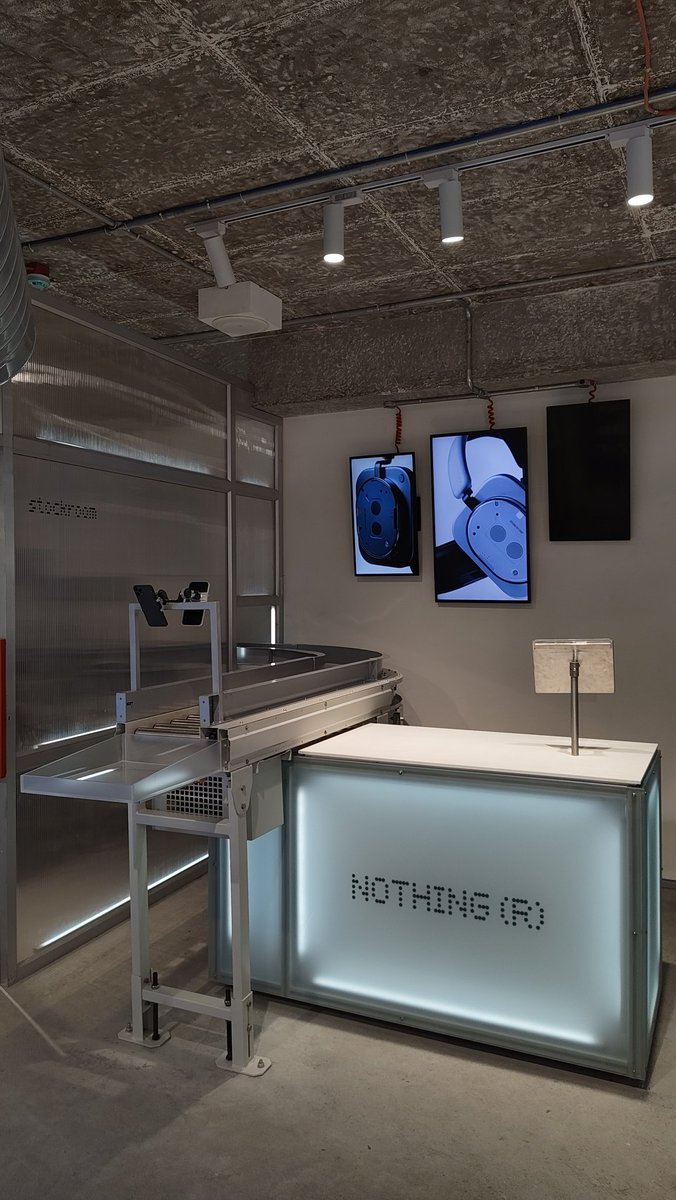 📍Nothing Store Bengaluru 🇮🇳