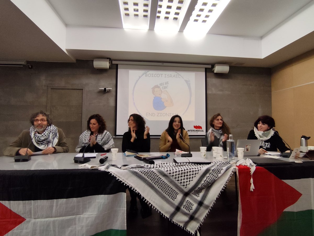 🥰 🇵🇸 Moltes gràcies per omplir de gom a gom l'acte "Palestina: la lluita funciona i continua" i moltes gràcies a <a href="/IntersindicalV/">Intersindical_Valen</a> per acollir-nos al seu espai!