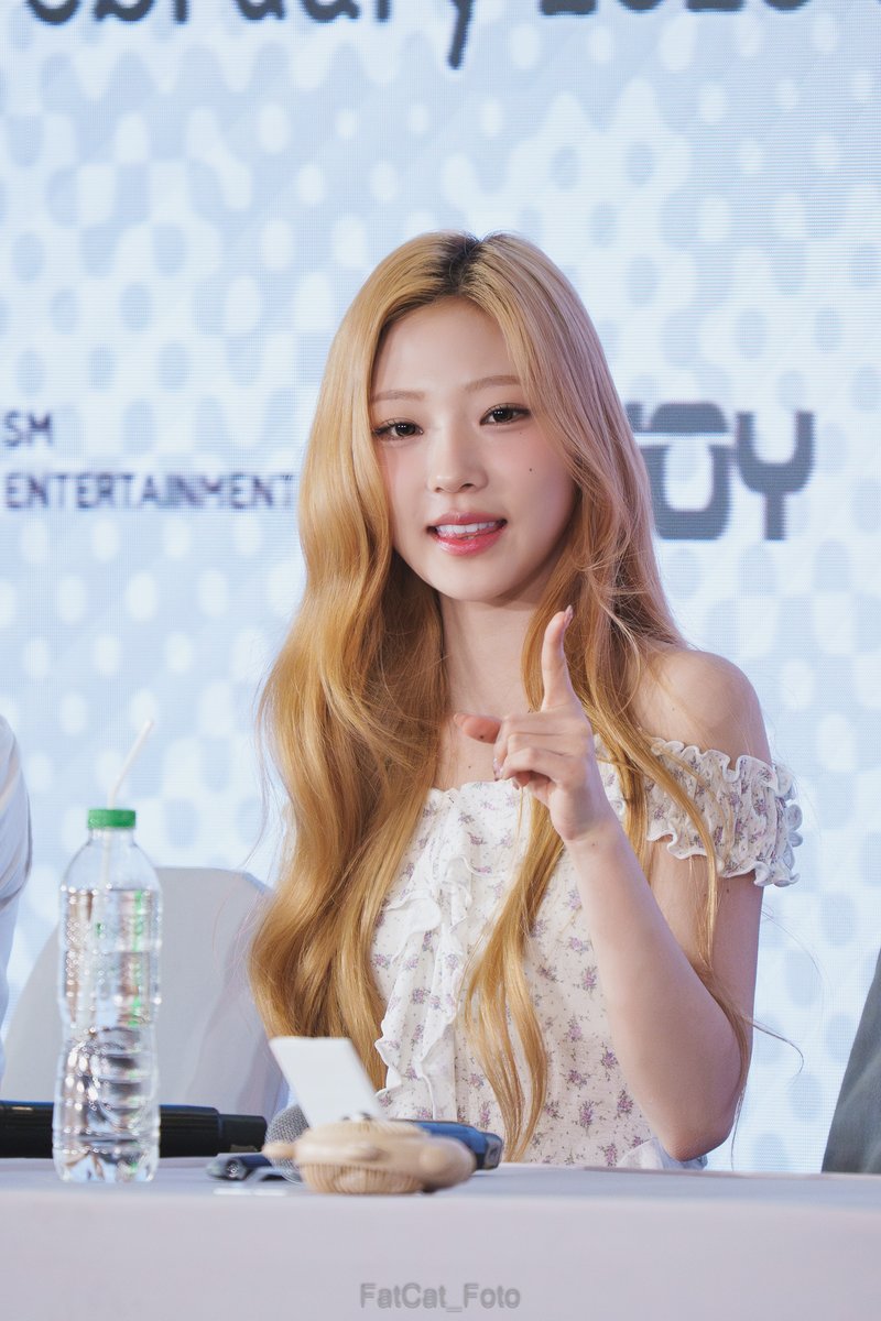 FatCat_Foto tweet media