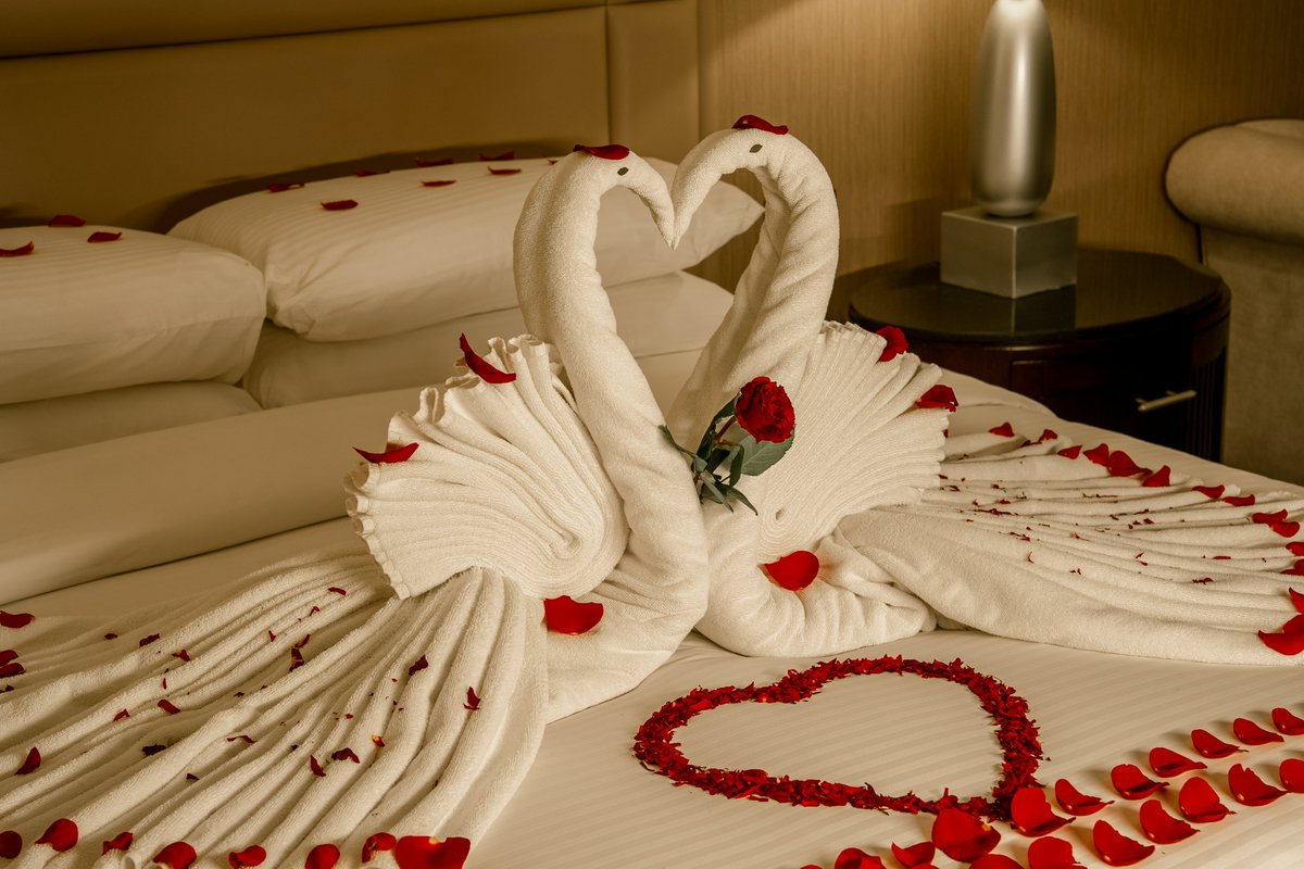 Creating occasions the InterContinental Jeddah way. ❤️
Serene vibes and an unforgettable experience, where the simple details make the real difference. ✨

في انتركونتيننتال جدة نصنع  المناسبات بأسلوبنا الخاص ❤️
أجواء هادئة وتجربة نحرص أن تترك أثر لا يُنسى لأن التفاصيل البسيطة هي