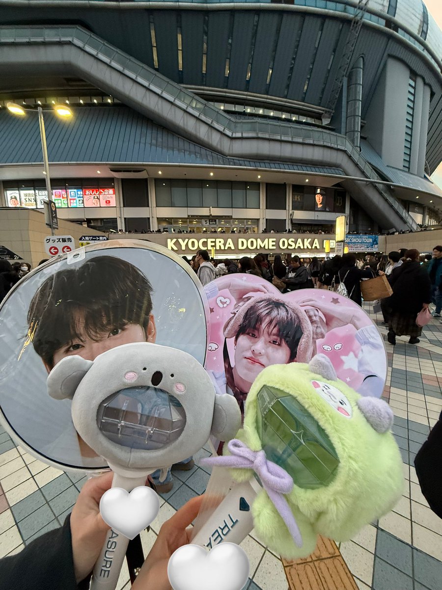 hdevo1i's tweet photo. 알럽쿄세라🤍🤍🤍 https://t.co/evDcHAfjpE