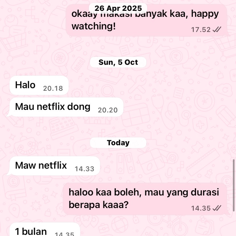 terharu ditungguin 3 cust sampe aku jualan lagi padahal taun lalu sempet ga aku bales karena bulan” itu emang lagi hectic 😆 alhamdulillah mereka masi percaya sama aku 🥹🩷