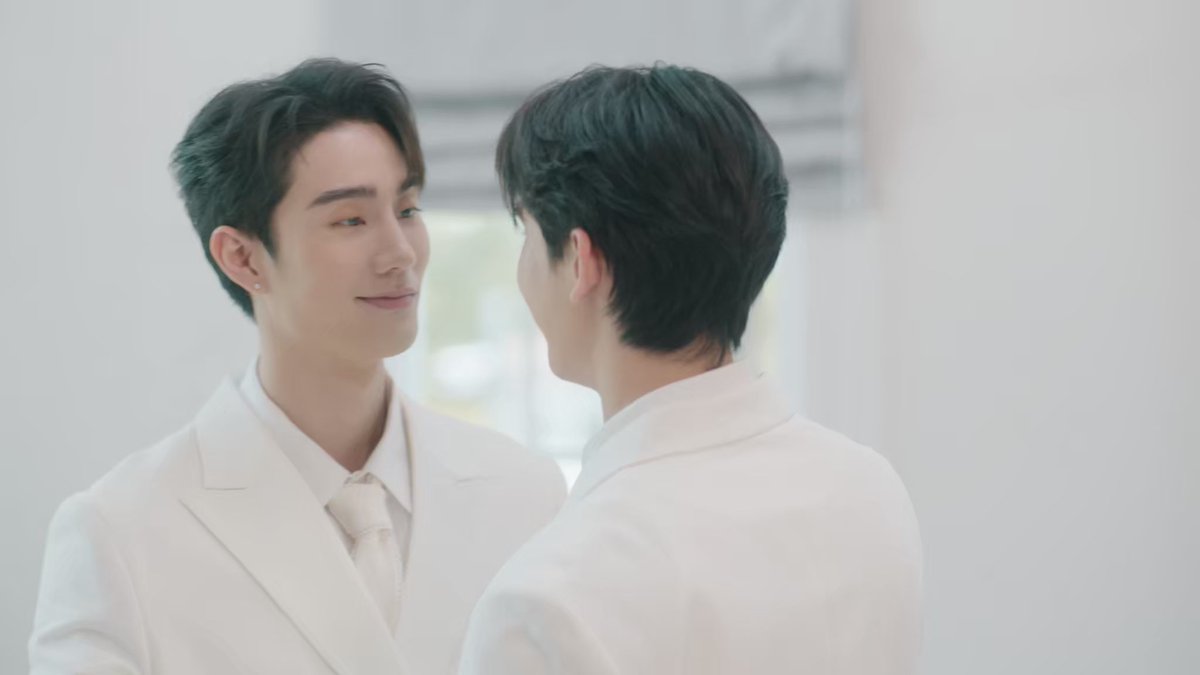 เหมยลี่ 🦊_🍅 tweet media