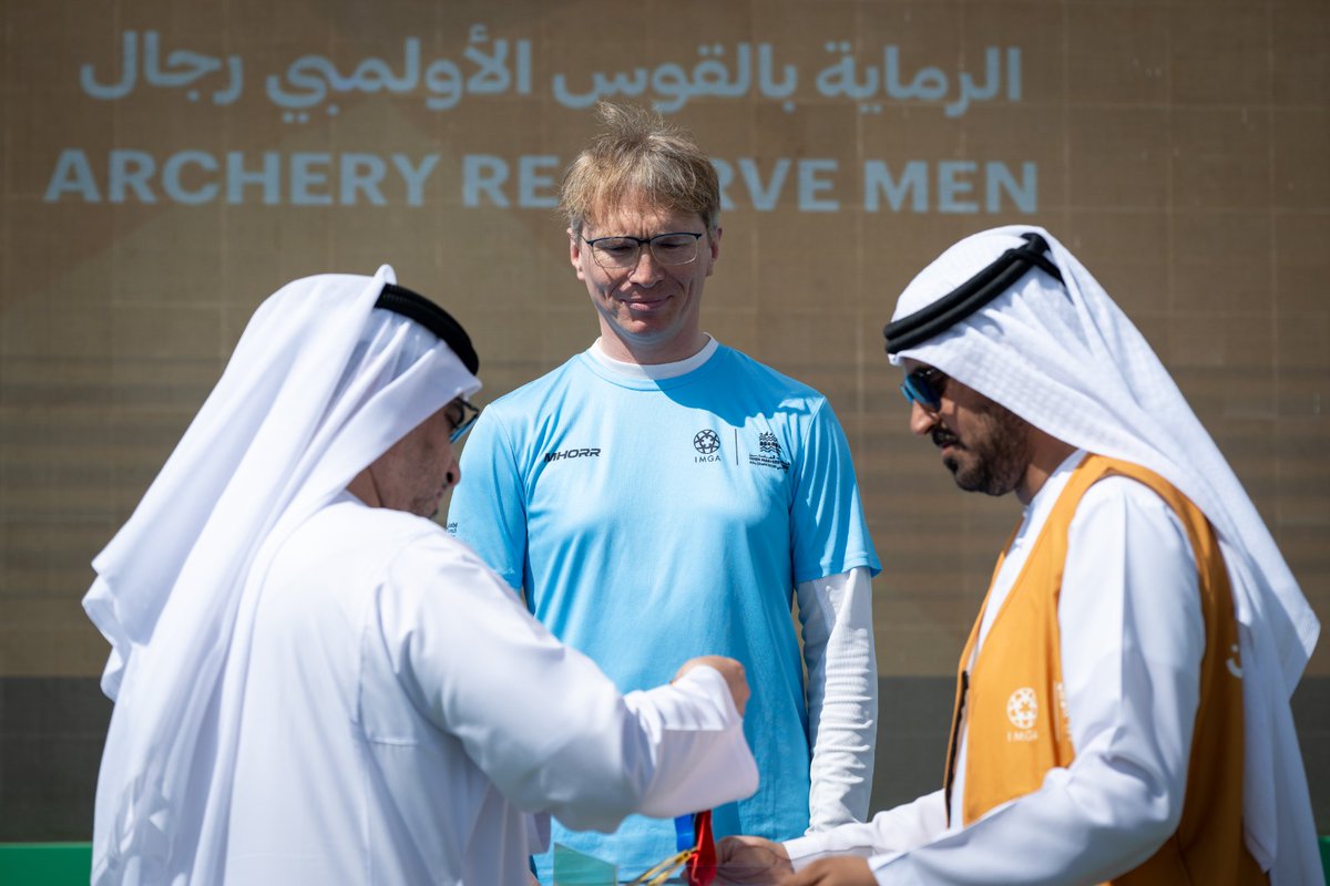 WAAF_archery's tweet photo. ممثلاّ لاتحاد غرب آسيا للقوس والسهم، حضر عادل الحمادي، رئيس اللجنة الإعلامية بالاتحاد جانب من منافسات ألعاب الماستر - أبوظبي 2026 @omgad2026 وشارك في تتويج الفائزين. https://t.co/1CHZz5dXvb