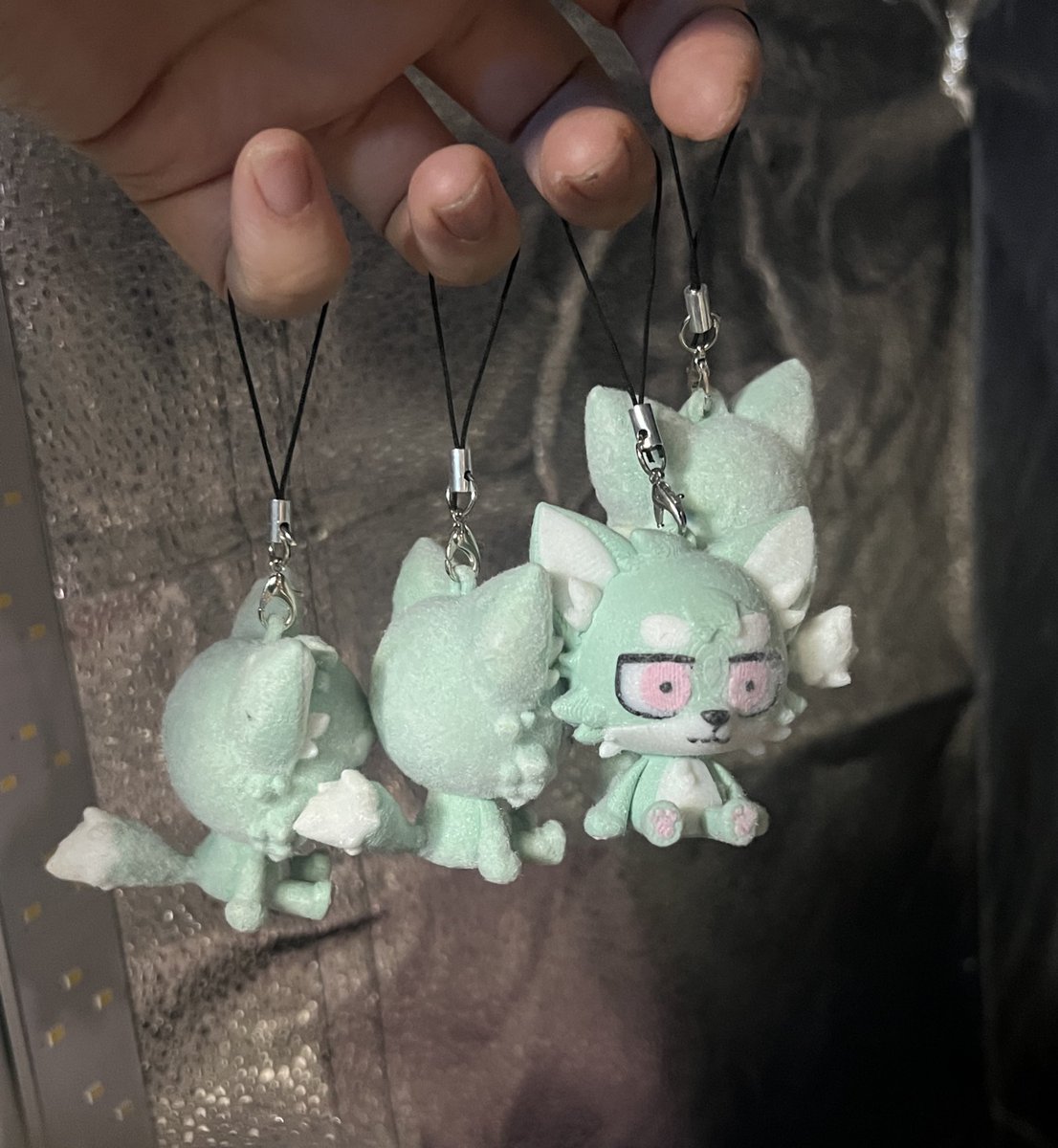 Qooz90's tweet photo. Making some fluffballs https://t.co/VorttZful9