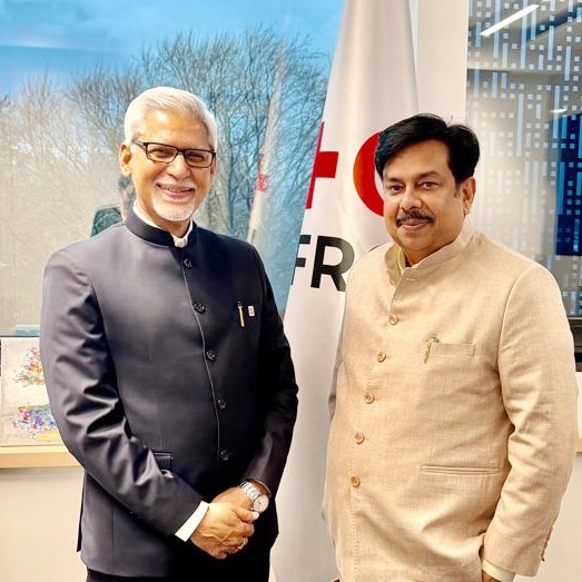 dhananjay4help's tweet photo. Thanking Mr. Jagan Chapagain for inviting me to Geneva (SWITZERLAND)at the headquarters of the (IFRC)
International Federation of Red Cross and Red Crescent Societies. As the first Asian to serve as Chief Executive Officer and Secretary General, he is leading the world’s largest humanitarian network through its 191 National Societies across the globe.

What truly stands out about your personality is that you are calm, humble, and genuinely down-to-earth despite carrying such global responsibility. Your leadership reflects deep empathy combined with strategic clarity. You consistently emphasize humanity over headlines, local empowerment over centralization, and long-term resilience over short-term visibility.

It is inspiring to see such steady, values-driven leadership guiding humanitarian work worldwide.

#IFRC #Jagan #Chapagain 
#Geneva #World @ICRC @ircstsbagt @narendramodi @jagan_chapagain @MEAIndia @DrSJaishankar