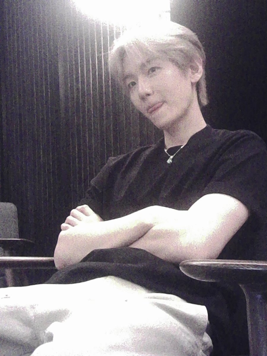 사랑하는 백현시 📸🩶